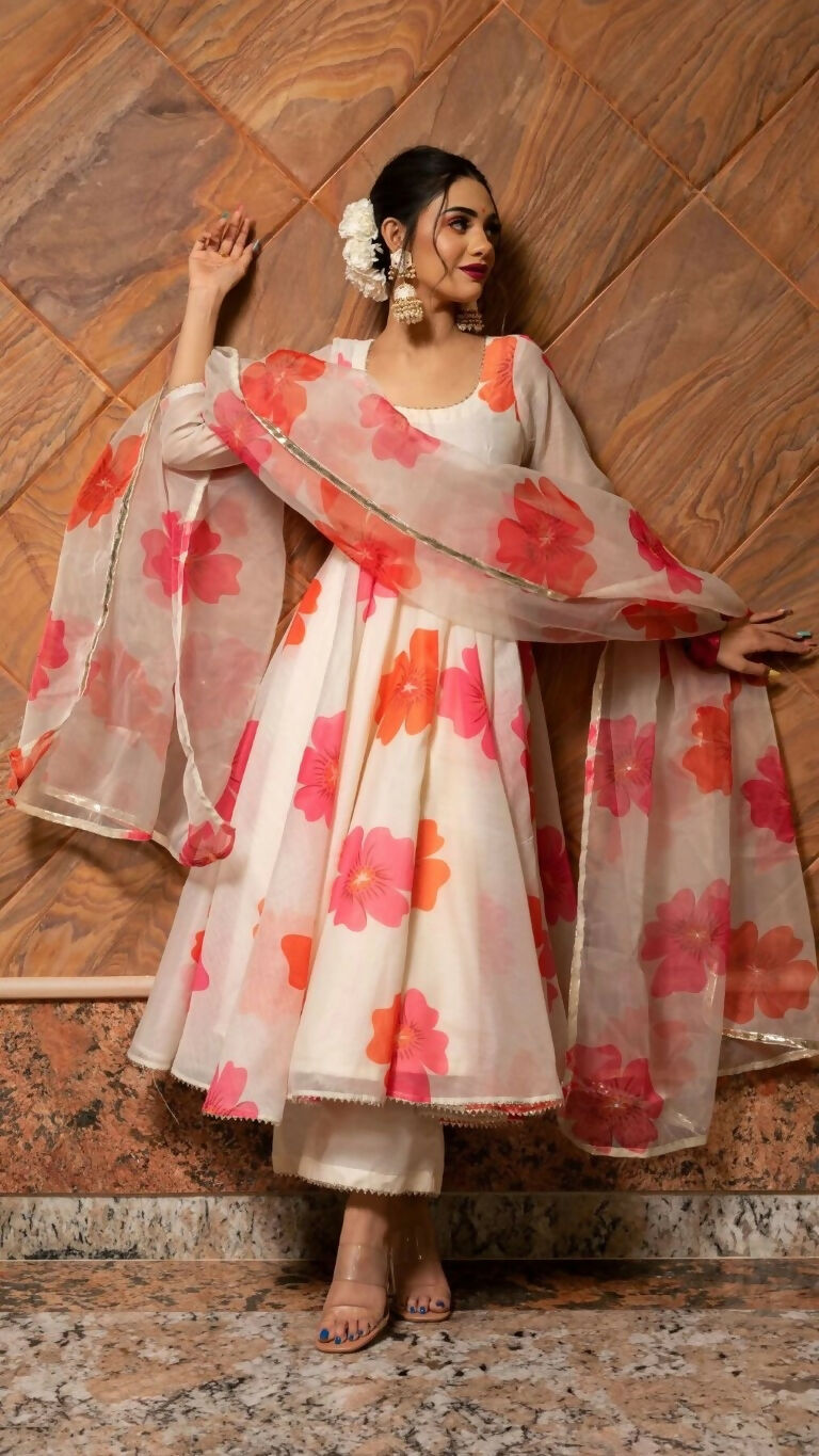 Women's Pink Heavy Chanderi Floral Print A-Line Kurta Set