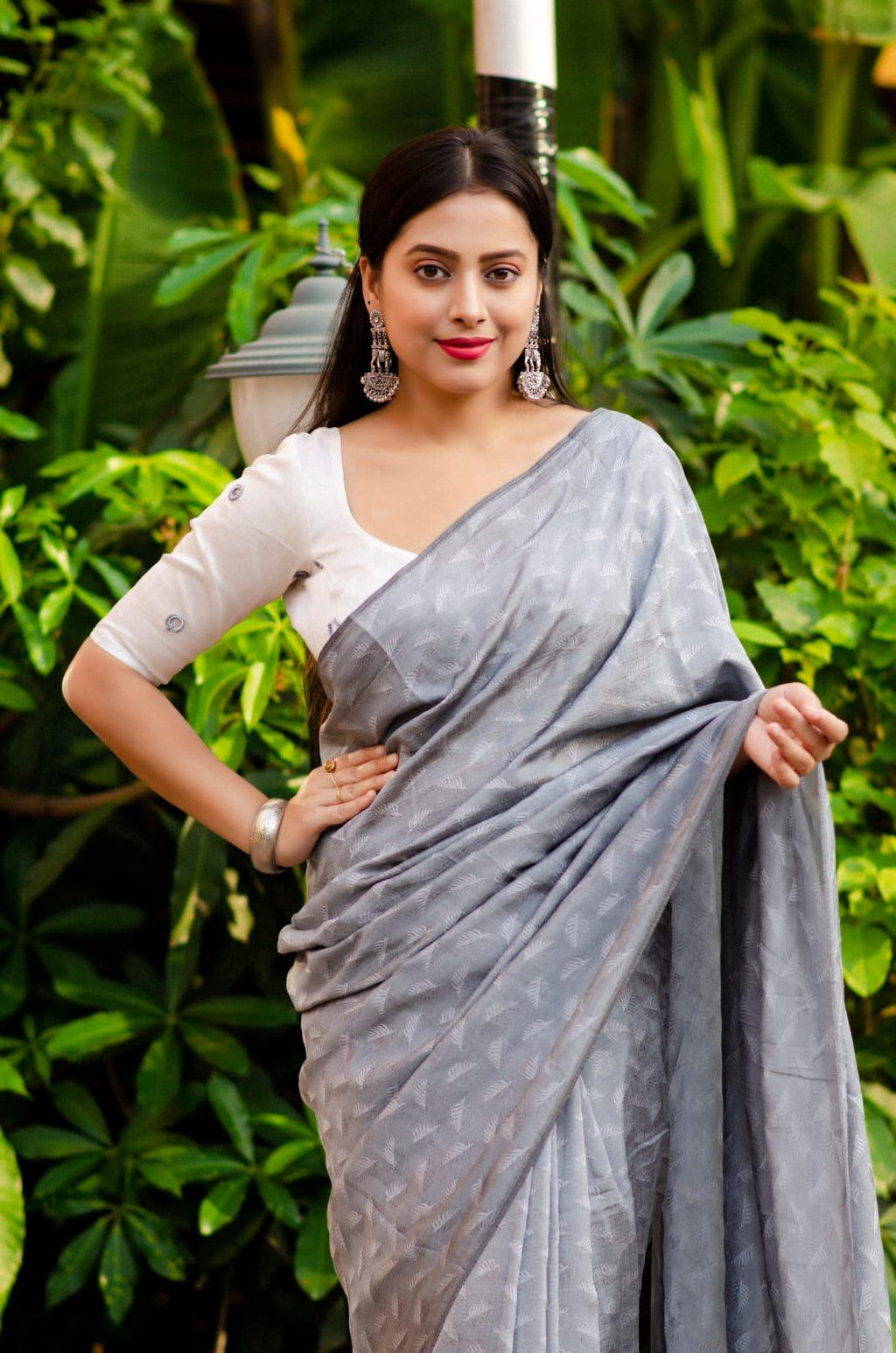 Grey Poly Georgette Woven Leaf Saree with Mirror Work Blouse