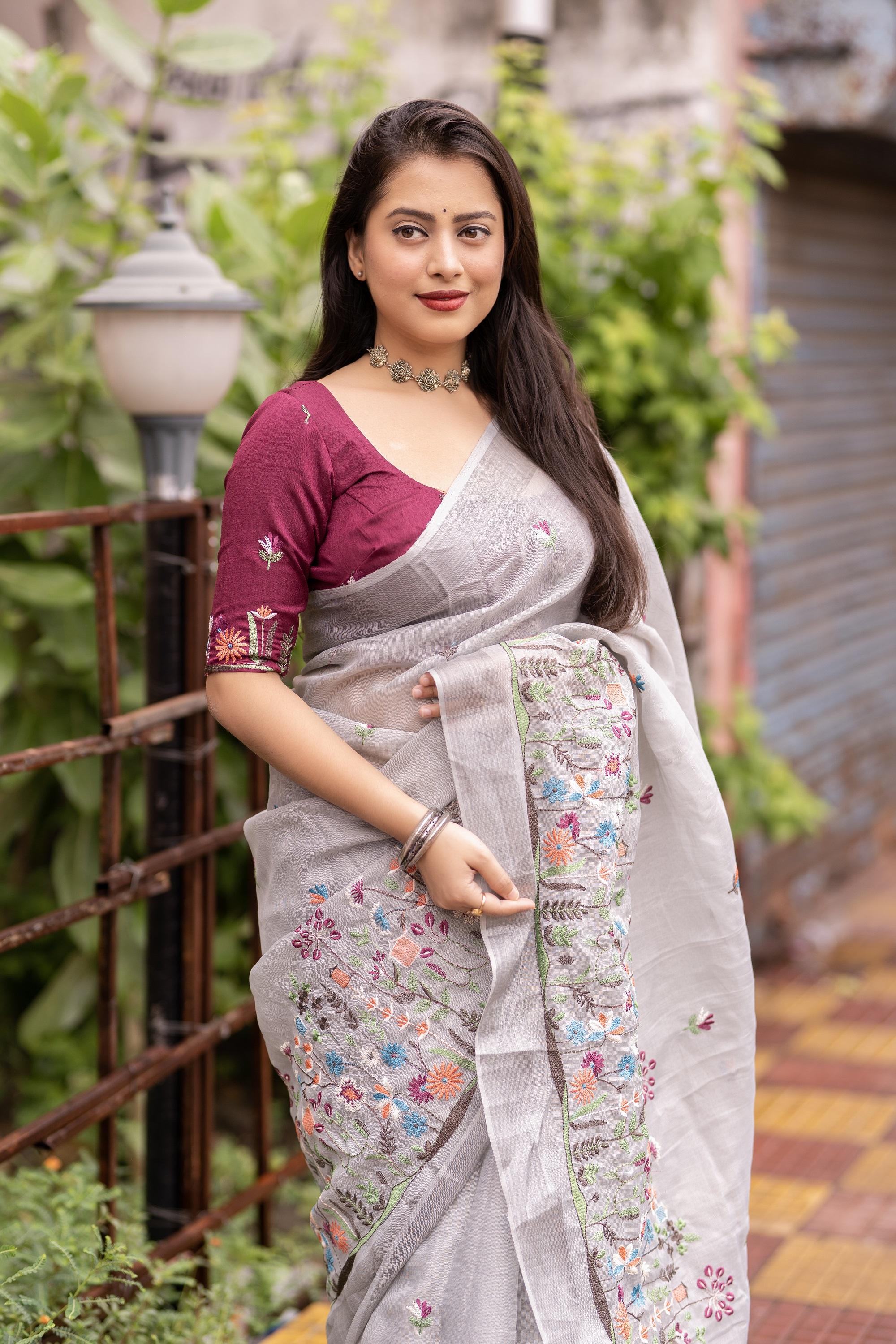Grey Pure Linen Saree with Ethnic Motifs and Zari Border