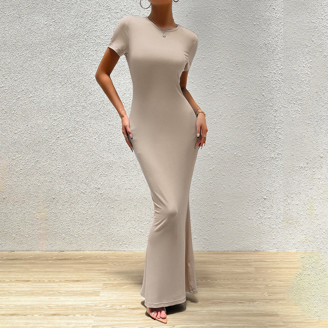 Women's Solid Color Round Neck Short Sleeve Slim Maxi Dress - Image 13
