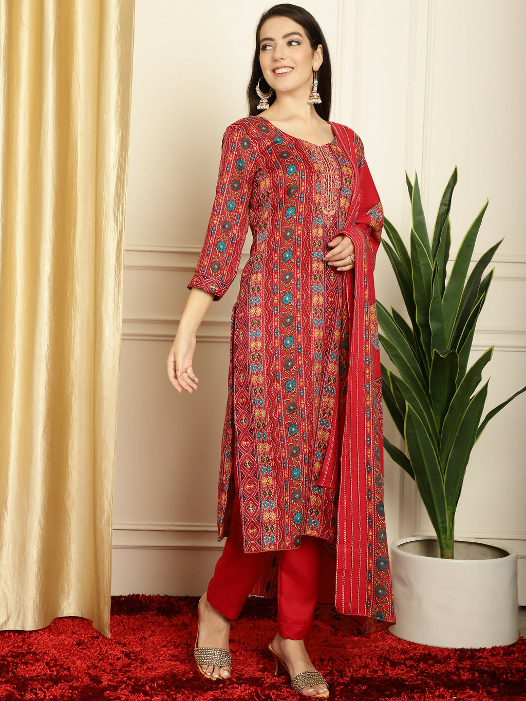 Women's Red Pashmina Floral Digital Printed Kurta Trouser Dupatta Set