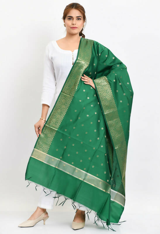 Deep green Banarsi silk dupatta for women with metallic gold woven patterns