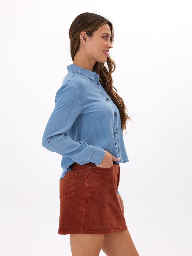 Annika Chambray Button-Up Shirt in Light Blue