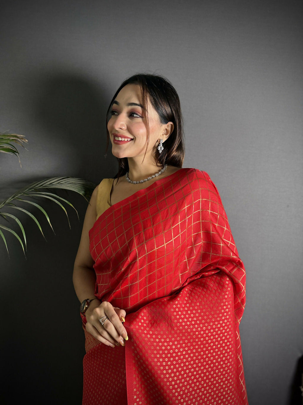 Joban Fashion Red Banarasi Soft Lichi Silk Checks & Woven Saree